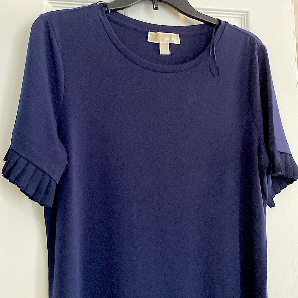 Michael Kors navy blue Shift dress with pleated sleeves. To knee.  Size L. EUC. - Picture 2 of 13